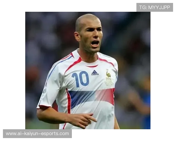 世界足坛最早退役的球星是谁他为何如此早就告别绿茵场